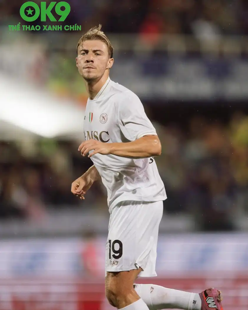 Hojlund đã có màn ra mắt hoàn hảo trong màu áo CLB Napoli (Ảnh: SSC Napoli).